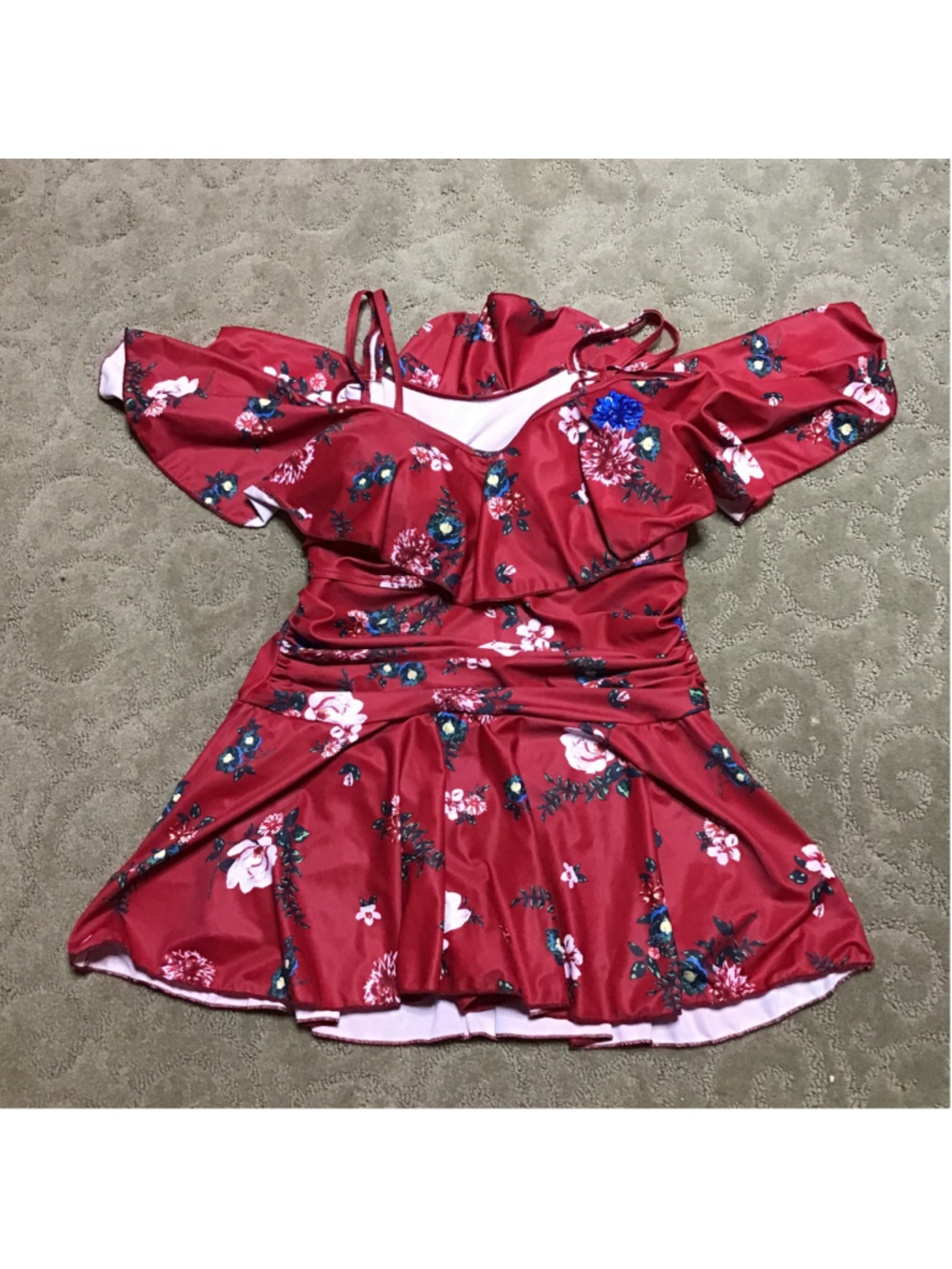 COCOPEAR Red Floral Ruffle One Piece Swimsuit XL Shorts Underwire